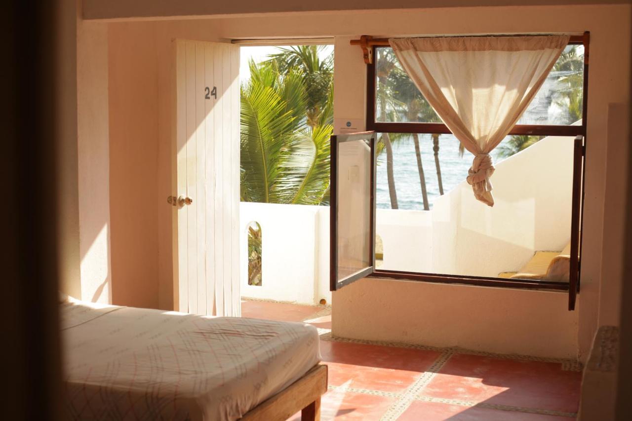 La Coral Beach House Albergue Puerto Escondido  Exterior foto