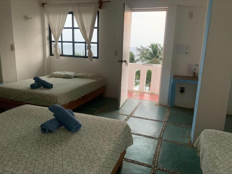 La Coral Beach House Albergue Puerto Escondido  Exterior foto
